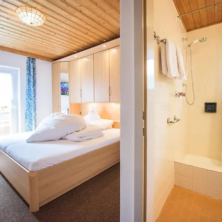 Alpin Garni Kleine Post 3*